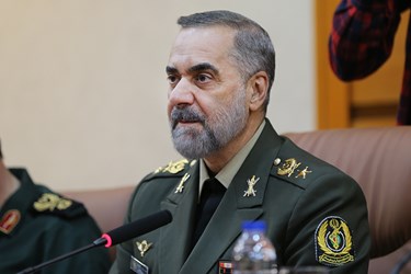  محمدرضا آشتیانی وزیر دفاع و پشتیبانی نیروهای مسلح 