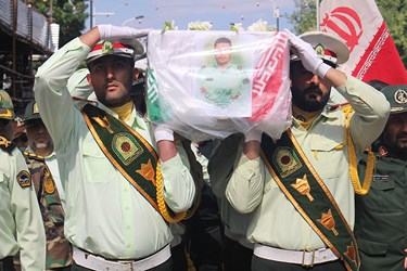 آیین تشییع پیکر شهید «مهدی هادی» در زنجان