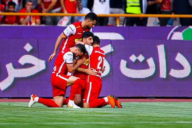 پرسپولیس 4 - گل گهر سيرجان 0