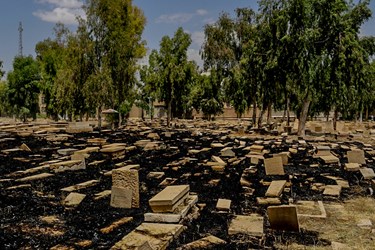 آتش‌سوزی در قبرستان 1000 ساله «دارالسلام»