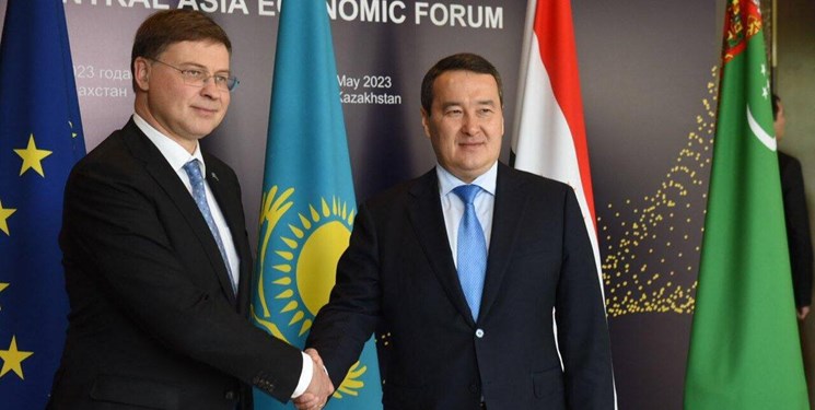 قزاقستان و اتحادیه اروپا توافقنامه مالی امضا کردند