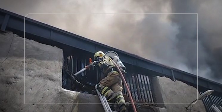 هزینه آتش سوزی در ساختمان های اخطار گرفته با کیست؟/محمدی: آتش نشانی خسارت می گیرد