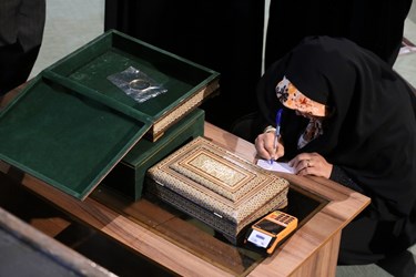 گردهمایی بانوان ایرانی طلایه داران ساخت صحن حضرت زینب (س)  در شیراز