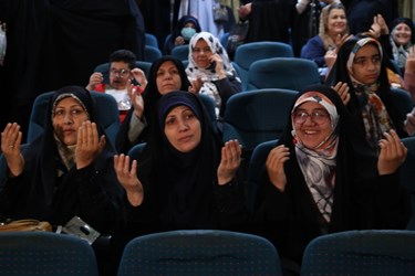 گردهمایی بانوان ایرانی طلایه داران ساخت صحن حضرت زینب (س)  در شیراز