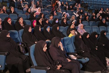 گردهمایی بانوان ایرانی طلایه داران ساخت صحن حضرت زینب (س)  در شیراز