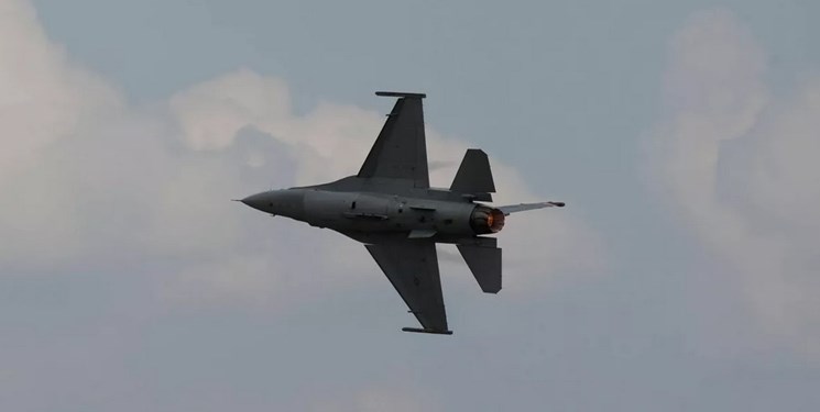 دانمارک ارسال اف-16 به اوکراین را به تاخیر انداخت