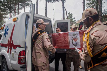 تشییع پیکر مطهر 5 شهید مرزبانی در زاهدان