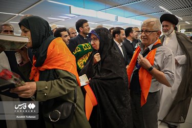 توجه أول دفعة من الحجاج الايرانيين الى الديار المقدسة