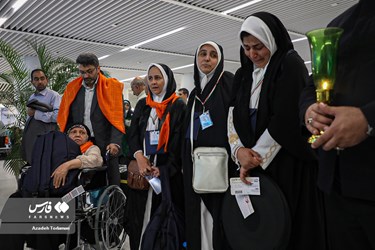 توجه أول دفعة من الحجاج الايرانيين الى الديار المقدسة