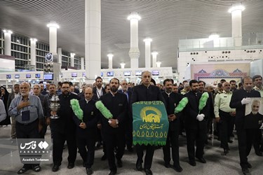توجه أول دفعة من الحجاج الايرانيين الى الديار المقدسة