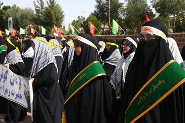 صبحگاه مشترک نیروهای مسلح قم به مناسبت 3 خرداد