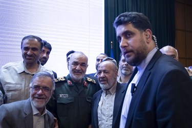 سردار سرلشکر حسین سلامی فرمانده کل سپاه در جمع خانواده های شهدا و ایثارگران مراسم گرامیداشت سالروز آزادسازی خرمشهر