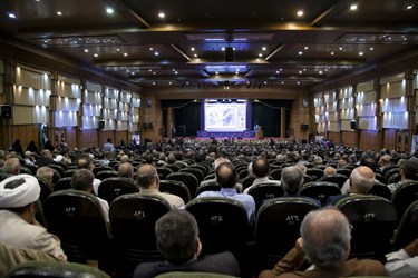 مدیح سرایی صادق آهنگران درمراسم گرامیداشت سالروز آزادسازی خرمشهر