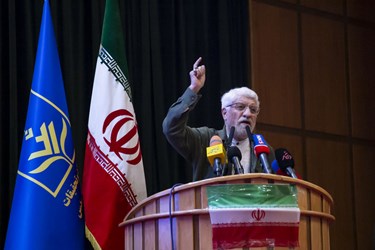مدیح سرایی صادق آهنگران درمراسم گرامیداشت سالروز آزادسازی خرمشهر
