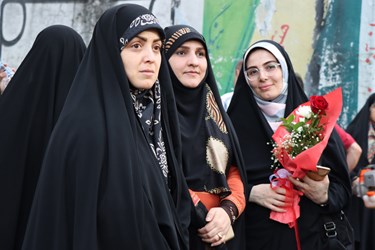عکس| استقابل از خادمین رضوی در رشت