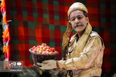 Strawberry Festival Held in Western Iran