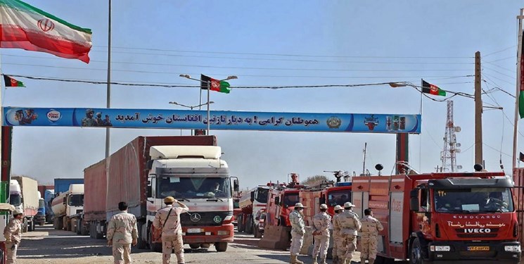 طالبان تنفي إغلاق معبر