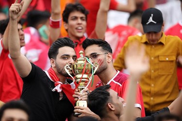 گزارش تصویری از حضور هواداران سرخابی برای بازی فینال جام حذفی