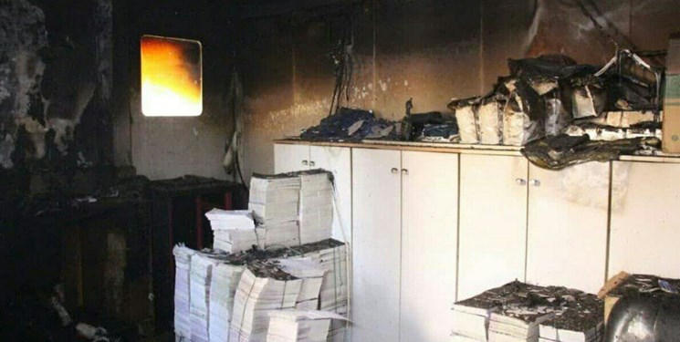 یک آزمایشگاه تشخیص طبی در بندرعباس در آتش سوخت