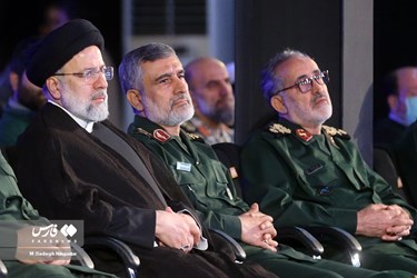 ازاحة الستار عن صاروخ 