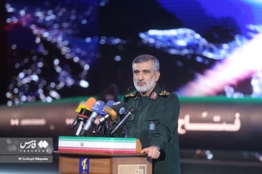 ازاحة الستار عن صاروخ 