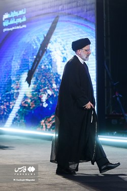 ازاحة الستار عن صاروخ 