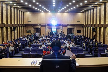 جلسه پرسش و پاسخ دانشجویان با علی بهادری جهرمی سخنگوی دولت در دانشکده حقوق و علوم سیاسی دانشگاه تهران 