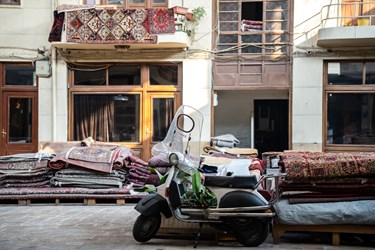 سرای فرش در بازار بزرگ تهران