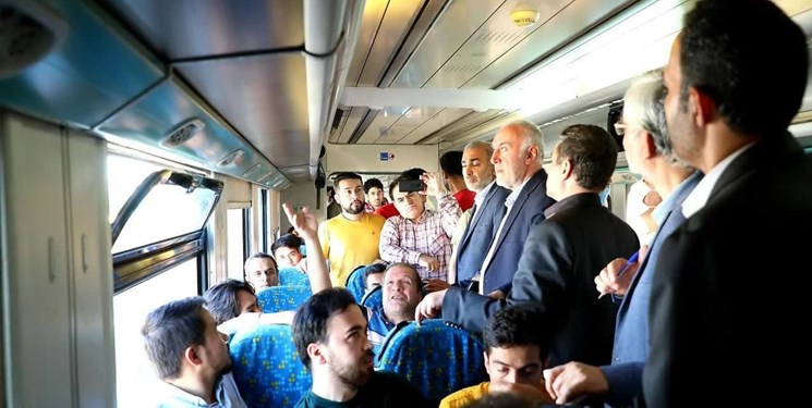 استاندار تهران: افزایش تعداد قطارهای تهران-ورامین ضروری است