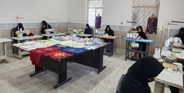 افتتاح کارگاه تولید پوشاک در میرجاوه
