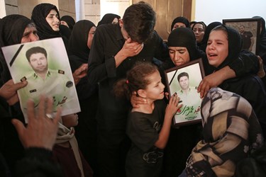 عزاداری همسر و فرزندان شهید محمد قنبری در منزل آن شهید