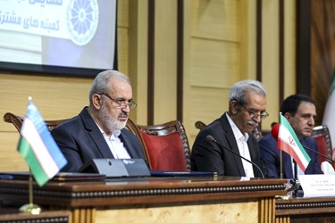 عباس علی ابادی وزیر صمت در همایش تجاری ایران و ازبکستان