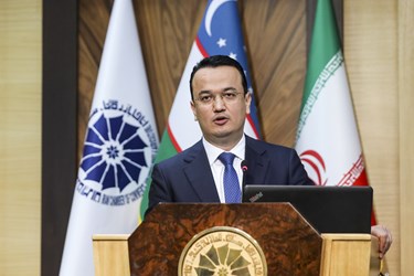سخنرانی لذیذ قدرت اف وزیر سرمایه گذاری صنعت و تجارت ازبکستان در همایش تجاری ایران و ازبکستان