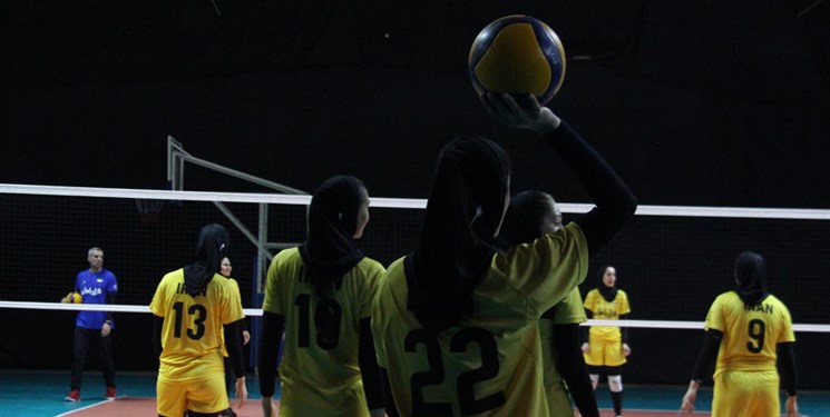 آخرین برنامه تیم ملی والیبال بانوان ایران قبل از نبرد با هنگ‌کنگ چه بود؟