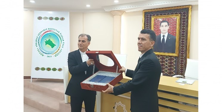 تأکید بر توسعه روابط در دیدار سفیر ایران با مقامات ترکمنستان