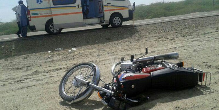 تصادف موتورسیکلت با وانت نیسان در آوج، یک فوتی برجای گذاشت