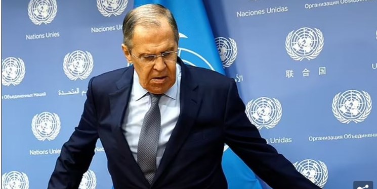 لاوروف: اظهارات بایدن و زلنسکی درباره تهدید اتمی روسیه ارزش پاسخ ندارد