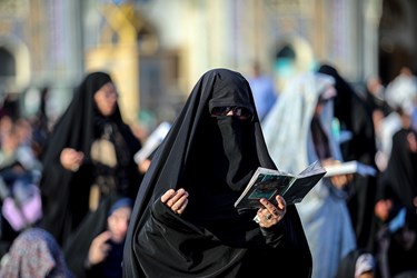 مراسم پر فیض دعای عرفه در حرم مطهر رضوی