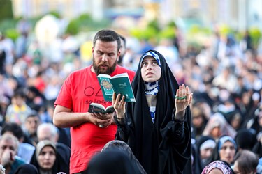 مراسم پر فیض دعای عرفه در حرم مطهر رضوی