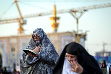 مراسم پر فیض دعای عرفه در حرم مطهر رضوی
