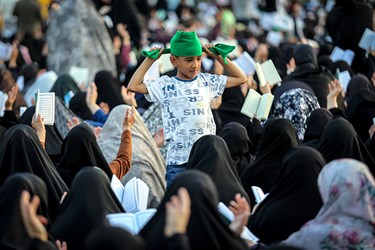 مراسم پر فیض دعای عرفه در حرم مطهر رضوی