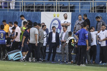 حضور حجت کریمی  مدیرعاملی باشگاه استقلال در تمرین تیم 
