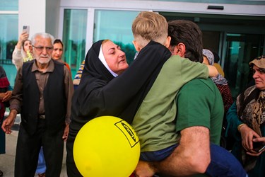 استقبال از نخستین کاروان حجاج ایرانی از فرودگاه شهدای ساری به کشور