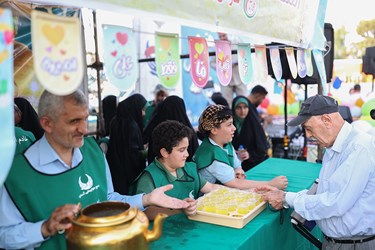 مهمانی ۱۰ کیلومتری عید غدیر