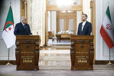 کنفرانس خبری احمد عطاف وزیر امور خارجه الجزایر و حسین امیرعبداللهیان وزیر امور خارجه 
