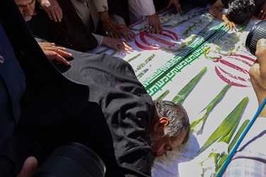 تشییع پیکر مطهر شهیدان مدافع وطن در زاهدان