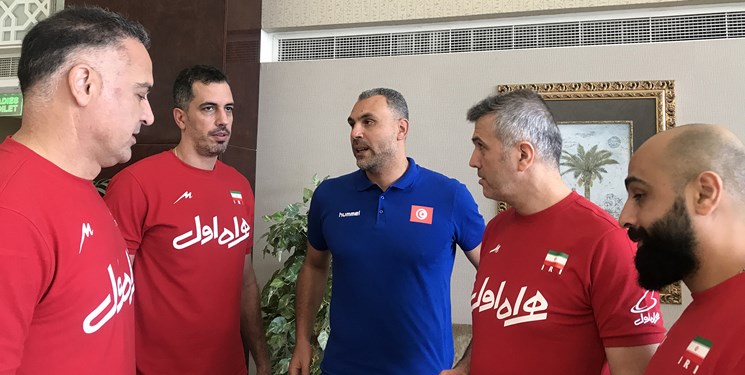 دلجویی کادر فنی تیم ملی والیبال جوانان ایران از سرمربی تونس