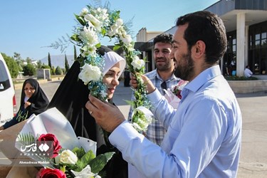 1st Group of Iranian Hajj Pilgrims Return Home