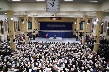 دیدار جمعی از مبلغان و طلاب حوزه‌های علمیه با رهبر انقلاب