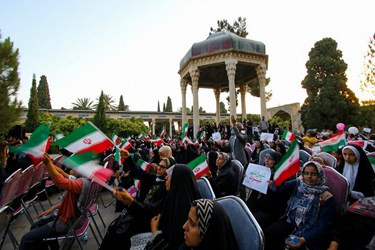 اجتماع بزرگ مردمی مدافعان حریم خانواده در شیراز